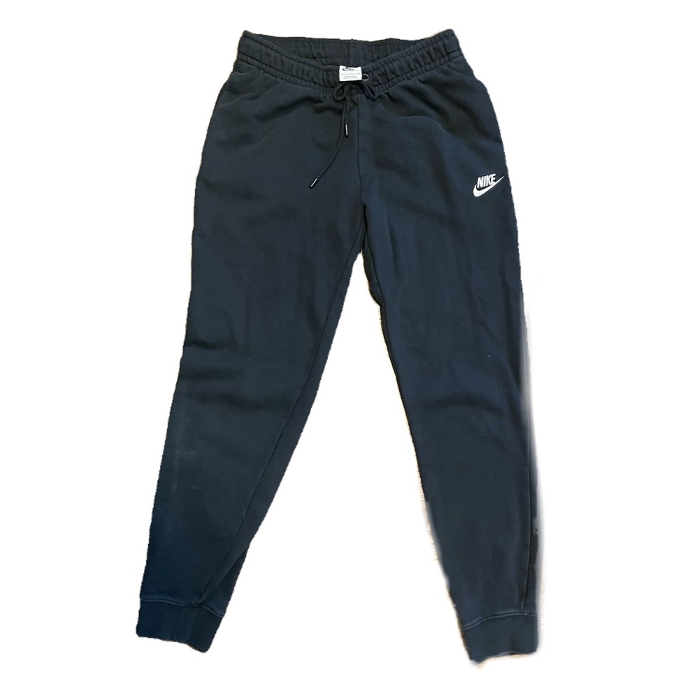 NIKE Women’s Sweatpants   SIZE: Women’s Small   COLOR: Black w/ white nike label